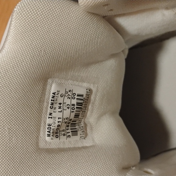 Men's 2005 Air Jordans Team Strong - Picture 5 of 8